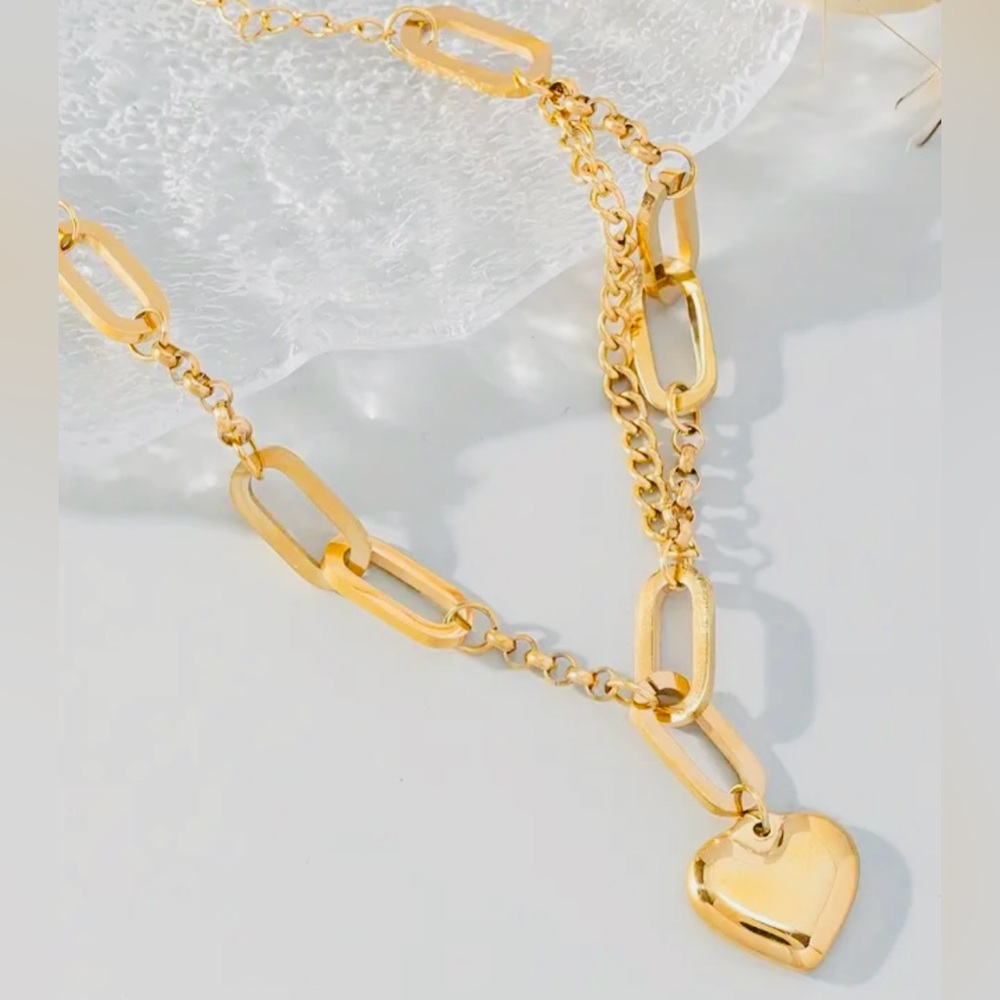 Adjustable Elegant Sweet Two Toned Gold Stainless Steel Chain With Heart Pendant